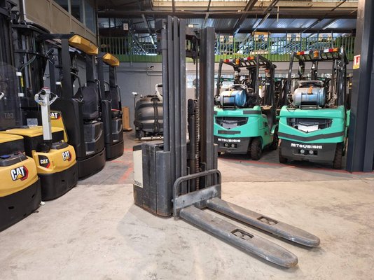 Stoccatori guida in accompagnamento Crown WE2300-16 - 1