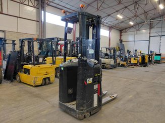 Stoccatori con pedana Caterpillar NSR16N