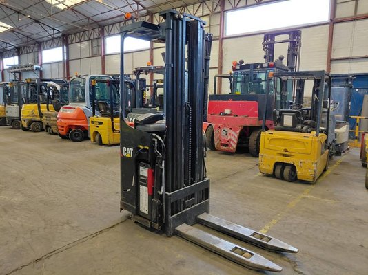 Stoccatori con pedana Caterpillar NSR16N - 1