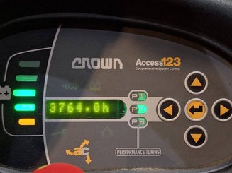 Stoccatori con pedana Crown DT3040