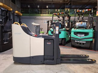 Stoccatori con pedana Crown DT3040 - 3