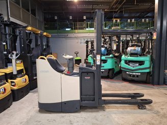 Stoccatori con pedana Crown DT3040 - 10