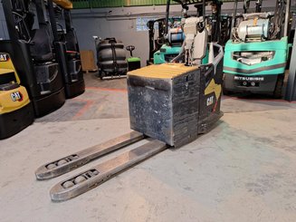Transpallet guida in accompagnamento Caterpillar NPF25N2