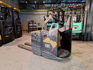 Transpallet guida in accompagnamento Caterpillar NPF25N2