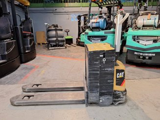 Transpallet guida in accompagnamento Caterpillar NPP20N2E