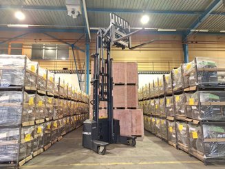 Accatastatore multidirezionale Combilift WR4