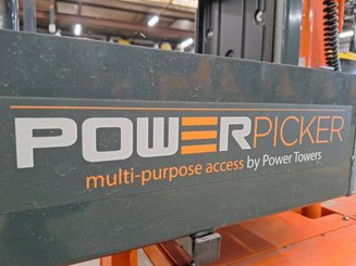Navicella a gruppo di sollevamento verticale JLG POWER PICKER