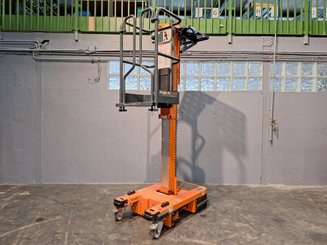Navicella a gruppo di sollevamento verticale JLG POWER PICKER