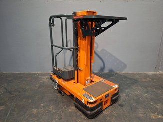 Navicella a gruppo di sollevamento verticale JLG POWER PICKER