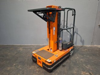 Navicella a gruppo di sollevamento verticale JLG POWER PICKER