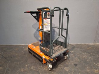 Navicella a gruppo di sollevamento verticale JLG POWER PICKER