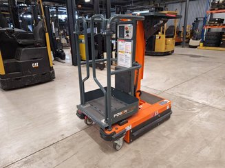 Navicella a gruppo di sollevamento verticale JLG POWER PICKER