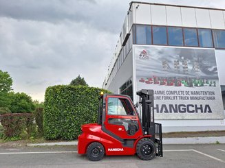 Carrello elevatore frontale a 4 ruote Hangcha XF35D-2