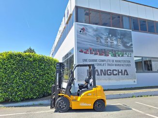 Carrello elevatore frontale a 4 ruote Hangcha XE25i