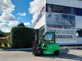 Carrello elevatore frontale a 4 ruote Hangcha AE35-I