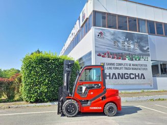 Carrello elevatore frontale a 4 ruote Hangcha XF35D-2 (CPCD35-X2H7F1)