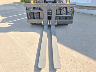 Carrello elevatore frontale a 4 ruote Kalmar DCG160-12T