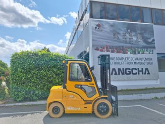 Carrello elevatore frontale a 4 ruote Hangcha XE35i (CPD35-XEY2HA-SI)