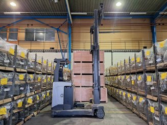 Carrelli retrattili multidirezionali UniCarriers 250DTFVRE635UFW