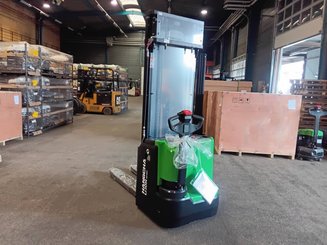Stoccatori guida in accompagnamento Hangcha CDD20 XT1-SI