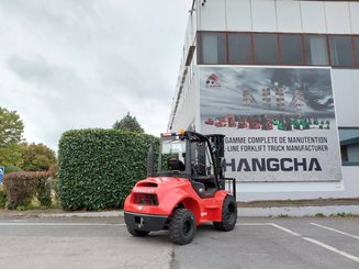 Carrelli elevatori fuoristrada Hangcha TT35-2 (CPCD35-X2W98E-RT2)