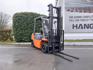 Carrello elevatore frontale a 4 ruote Toyota 6-7fdf25 - 1
