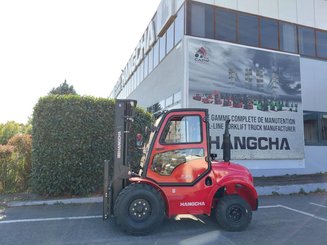Carrelli elevatori fuoristrada Hangcha TT35-2 (CPCD35-X2W98E-RT2)