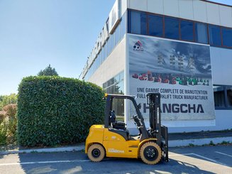 Carrello elevatore frontale a 4 ruote Hangcha XE30Hi ( CPD30-XEY2H2-SI )