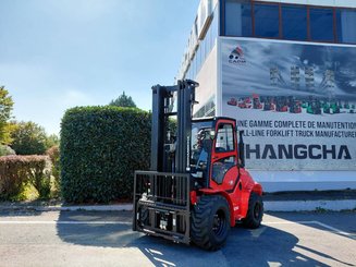 Carrelli elevatori fuoristrada Hangcha TT35-4 ( CPCD35-XW33C-RT4 )
