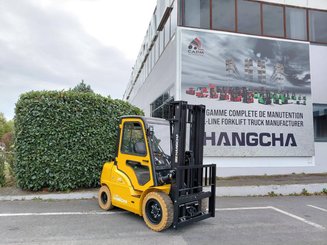 Carrello elevatore frontale a 4 ruote Hangcha XE35i (CPD35-XEY2HA-SI)