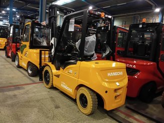 Carrello elevatore frontale a 4 ruote Hangcha XE35i (CPD35-XEY2HA-SI)