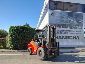 Carrelli elevatori fuoristrada Hangcha TT30-2