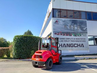 Carrelli elevatori fuoristrada Hangcha TT30-4