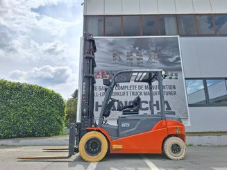 Carrello elevatore frontale a 4 ruote Toyota 8FBMT50