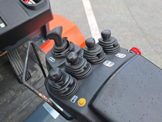 Carrello elevatore frontale a 4 ruote Toyota 8FBMT50