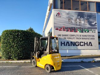 Carrello elevatore frontale a 4 ruote Hangcha XE18i (CPD18-XEY2HA-SI) 