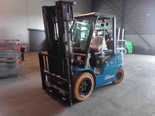Carrello elevatore frontale a 4 ruote Hangcha XE30i ( CPD30-XEY2HA-SI ) - 1