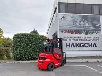 Carrello elevatore frontale a 4 ruote Hangcha XF25D-2 (CPCD25-X2H7F1)