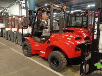 Carrelli elevatori fuoristrada Hangcha TT25-2 (CPCD25-X2W98E-RT2)