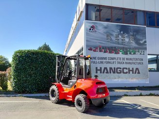 Carrelli elevatori fuoristrada Hangcha TT30-2 (CPCD30-X2W98E-RT2)