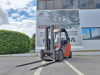 Carrello elevatore frontale a 4 ruote Fenwick H30 T - 02 - 1