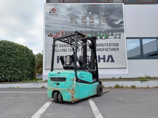 Carrello elevatore frontale a 3 ruote Yale ERP16VTLWB - 4