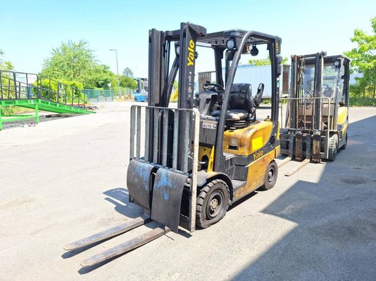 Carrello elevatore frontale a 4 ruote Yale Gdp16vx - 1