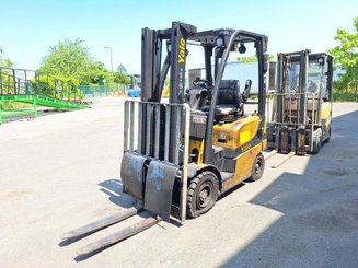 Carrello elevatore frontale a 4 ruote Yale gdp16vx