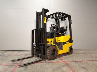 Carrello elevatore frontale a 4 ruote Yale gdp16vx