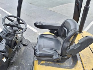 Carrello elevatore frontale a 4 ruote Yale GDP20VX