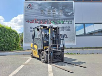 Carrello elevatore frontale a 4 ruote Yale GDP25VX