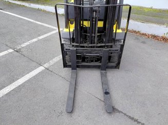 Carrello elevatore frontale a 4 ruote Yale GDP20VX