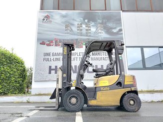 Carrello elevatore frontale a 4 ruote Yale GDP20VX