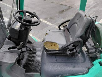 Carrello elevatore frontale a 4 ruote Mitsubishi FG25N